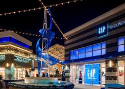 
                                                    Tanger National Harbor: Tanger Outlets
                                            