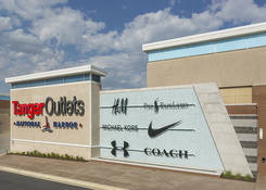 
                                                    Tanger National Harbor: Tanger Outlets National Harbor
                                            