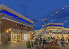 
                                                    Tanger Outlets National Harbor: Coach
                                            