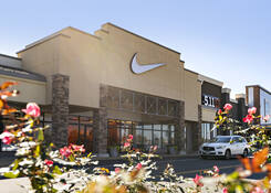 
                                                    Fair Lakes Center: Nike Unite
                                            