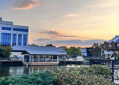 
                                                    rio: The Lake House
                                            