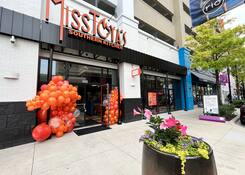 
                                                    rio: Miss Toya's
                                            