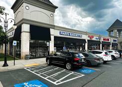 
                                                    Milestone Village Center: Paris Baguette
                                            